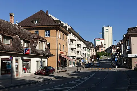 düdingen: a municipality in Sense district, Fribourg canton, Switzerland