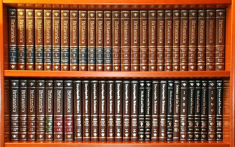 encyclopædia: dated spelling of encyclopaedia