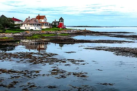 orr's island: an island and settlement in the town of Harpswell, Cumberland County, Maine, United States