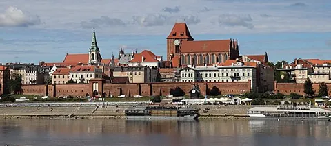 toruń: the capital city of Kuyavian-Pomeranian Voivodeship, in north-central Poland