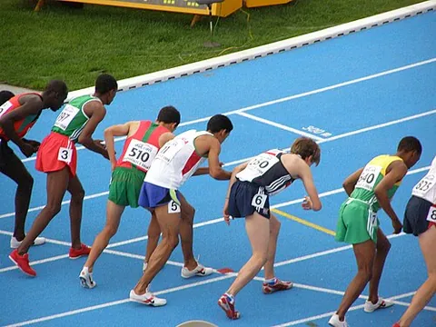 on your mark, get set, go: a three-command start when racing