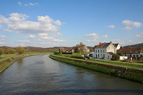 franière: a village in Floreffe municipality, Namur province, Belgium