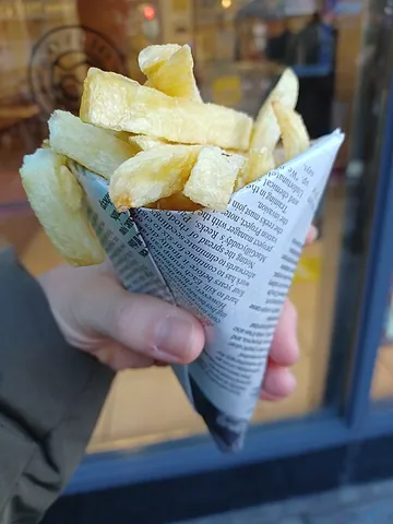 tomorrow's chip paper: unimportant or ephemeral news; a story that will soon be forgotten