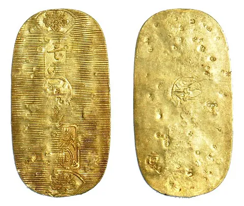 ryō: a gold currency unit in the shakkanhō system in pre-Meiji Japan