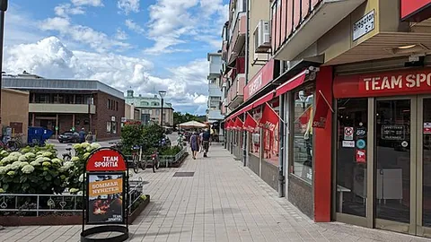 bollnäs: a town and municipality in Gävleborg County, Sweden