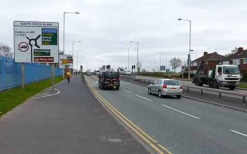 scott's green: a neighbourhood in the Metropolitan Borough of Dudley, West Midlands, England (OS grid ref SO9389)