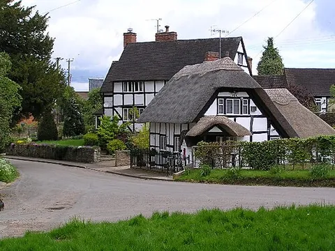 abbots morton: a village and civil parish of Wychavon district, Worcestershire, England (OS grid ref SP027551)