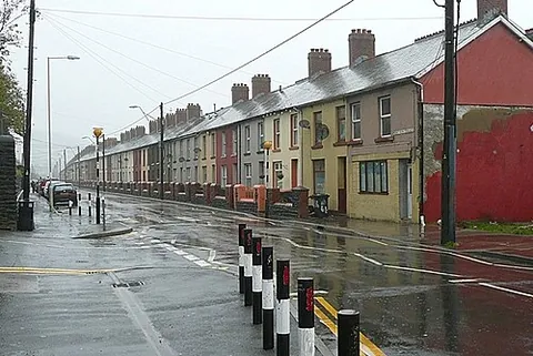 abercwmboi: a village in Rhondda Cynon Taf borough, Wales (OS grid ref ST0299)