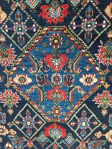 abrash: a variation in color (often applied to Oriental rugs)