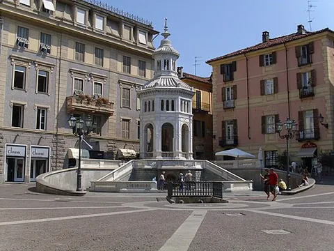 acqui terme: a comune in Alessandria province, Piedmont, Italy
