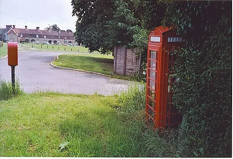 adversane: a hamlet in Billingshurst parish, Horsham district, West Sussex, England (OS grid ref TQ0723)