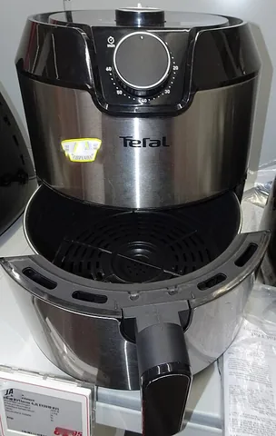 air fryer: a small countertop convection oven