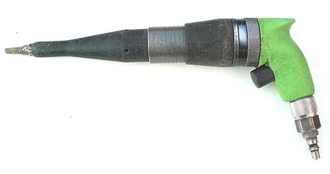 air hammer: a hammer powered by compressed air
