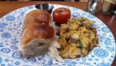 akuri: an Indian dish of scrambled eggs with fried onions and spices