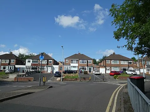 aldersley: a suburb in north-west Wolverhampton, West Midlands, England (OS grid ref SJ8901)