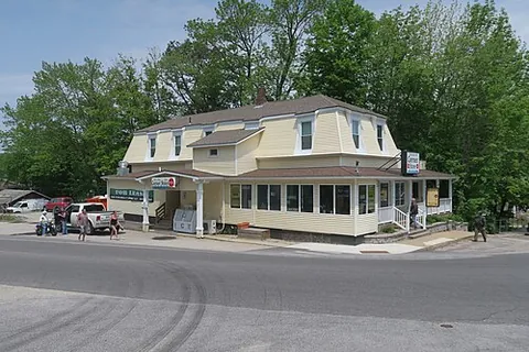 alton bay: a village on an arm of Lake Winnipesaukee in the town of Alton, Belknap County, New Hampshire,...