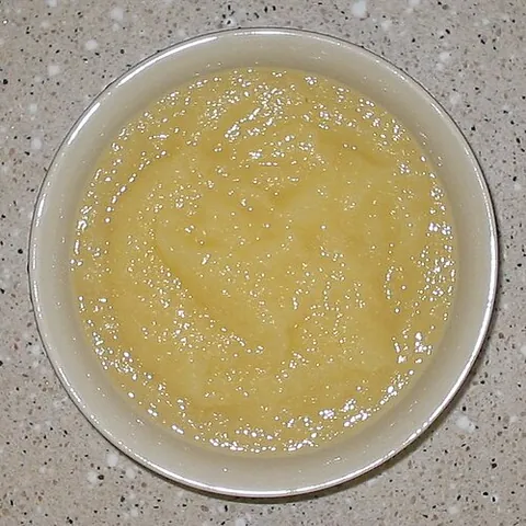 apple sauce: a culinary dish prepared by pureeing cooked apples