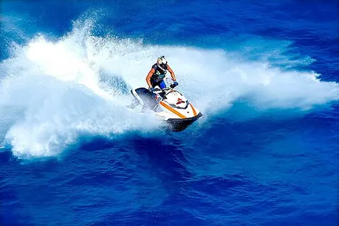 aquabike: synonym of jet ski