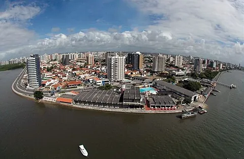aracaju: a municipality, the state capital of Sergipe, Brazil