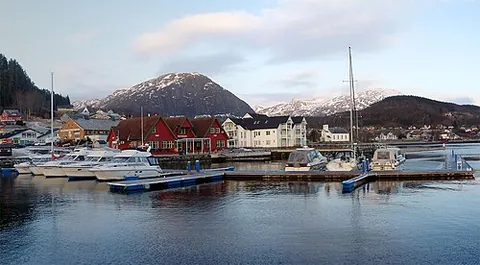 askvoll: a municipality and village therein, in Vestland county, Norway, previously in Sogn og Fjordane
