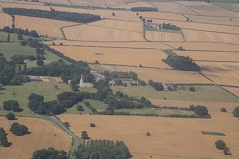 aswarby: a small village in Aswarby and Swarby parish, North Kesteven district, Lincolnshire, England (OS...