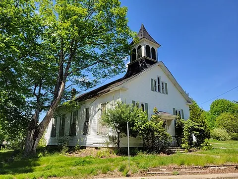 attawaugan: a village in the town of Killingly, Windham County, Connecticut, United States