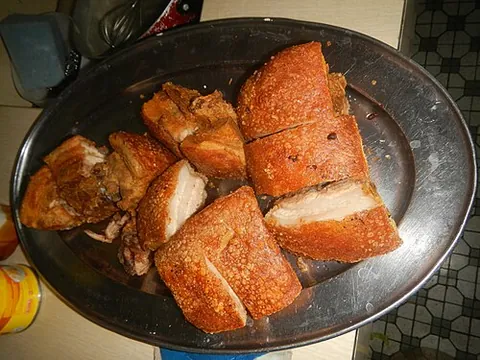 bagnet: crispy pork belly