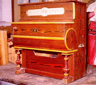 barrel piano: an early pianola or player piano