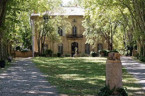 bastide: a mansion in Provence