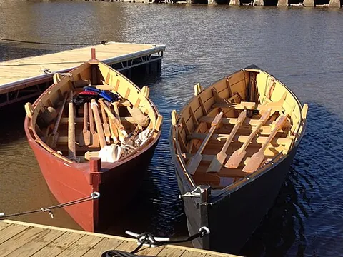 bateau: a small, flat-bottomed type of boat