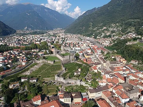 bellinzona: a municipality and town, the capital of Ticino canton, Switzerland