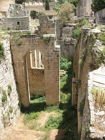 bethesda: a pool in Jerusalem mentioned in the New Testament