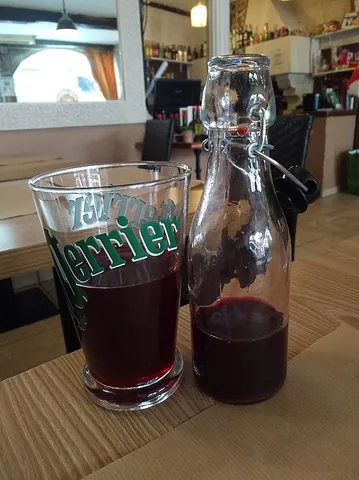 bissap: the plant roselle (Hibiscus sabdariffa)