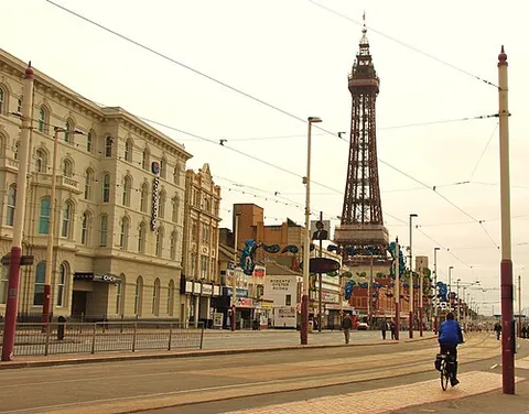 blackpool: a town, seaside resort, borough and unitary authority in Lancashire, England (OS grid ref SD3136)