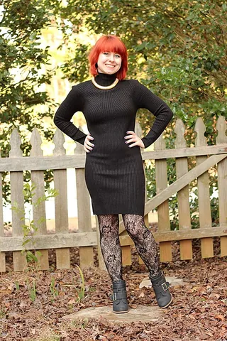 bodycon: figure-hugging, skintight, form-fitting