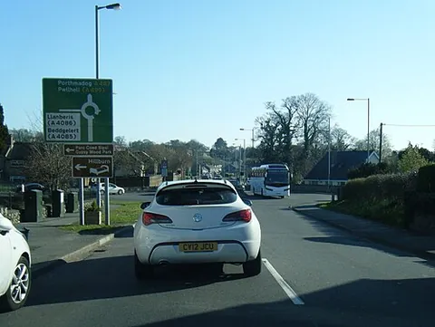 bontnewydd: a village and community in Gwynedd, Wales (OS grid ref SH4860)