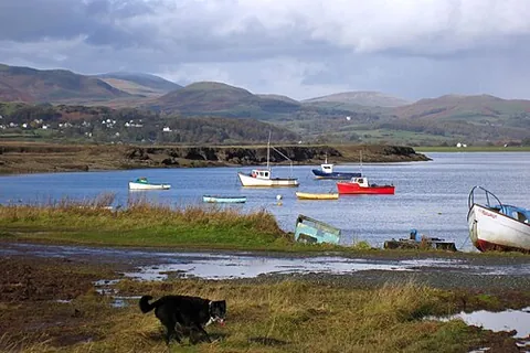 borwick rails: a coastal settlement and harbour in Millom parish, Cumberland district, Cumbria, England (OS grid...