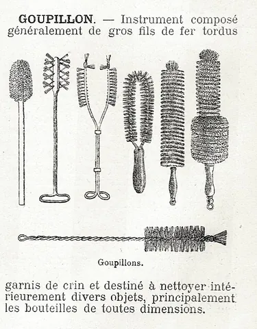 bottlebrush: a cylindrical brush on a thin shaft that is used to clean bottles