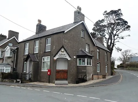 botwnnog: a village and community on the Lleyn Peninsula, Gwynedd, Wales (OS grid ref SH2631)