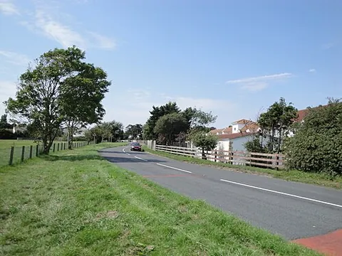 bouldnor: a coastal settlement in Shalfleet parish, near Yarmouth, Isle of Wight, England (OS grid ref SZ3689)