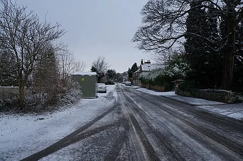 broadholm: a small village in Belper parish, Amber Valley district, Derbyshire, England (OS grid ref SK3549)