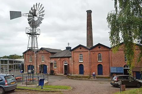 broomy hill: a western suburb of Hereford, Herefordshire, England (OS grid ref SO4939)