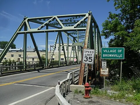 brownville: a town in Piscataquis County, Maine, named after a Francis Brown