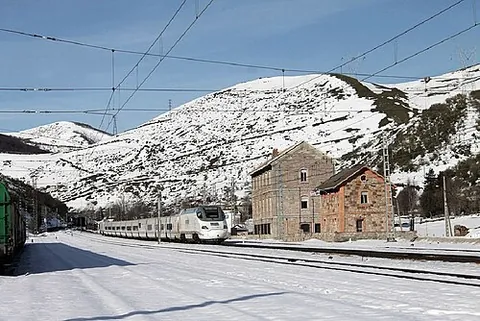 busdongo de arbas: a locality in Villamanín municipality, León province, Castile and León, Spain
