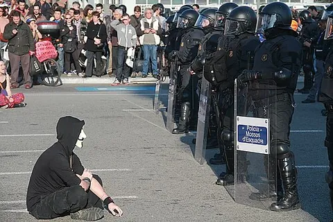 mossos d'esquadra: the police force of Catalonia, Spain