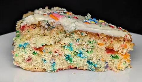 cakefetti: confetti cake