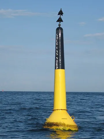 cardinal mark: a sea mark (a buoy or other floating or fixed structure) used in pilotage to indicate the position...