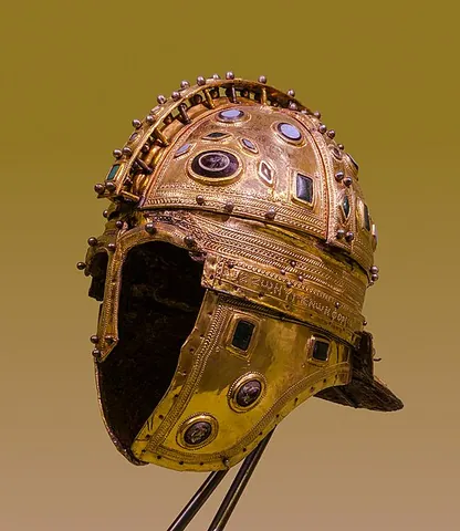 casque: a helmet