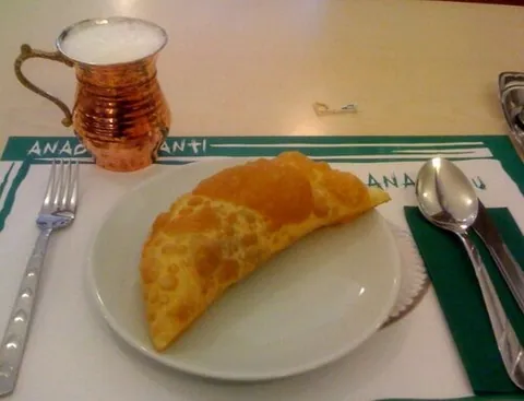 chebureki: deep-fried turnovers filled with ground meat and onions, a national dish of the Crimean Tatars