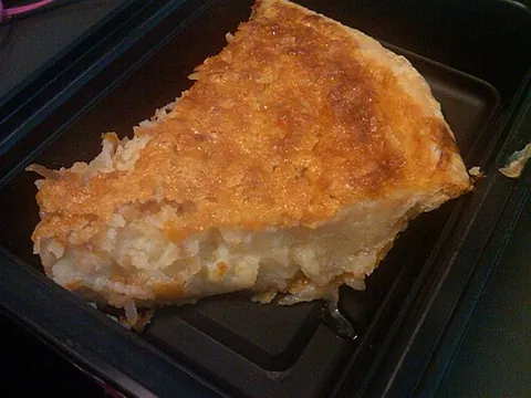 chess pie: a pie made with eggs, sugar, butter, vanilla, and cornmeal